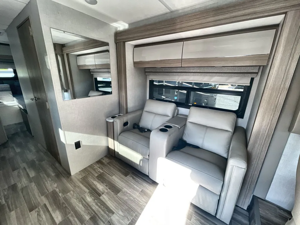 2026 Thor Motor Coach Axis 26.2, Photos photo 12