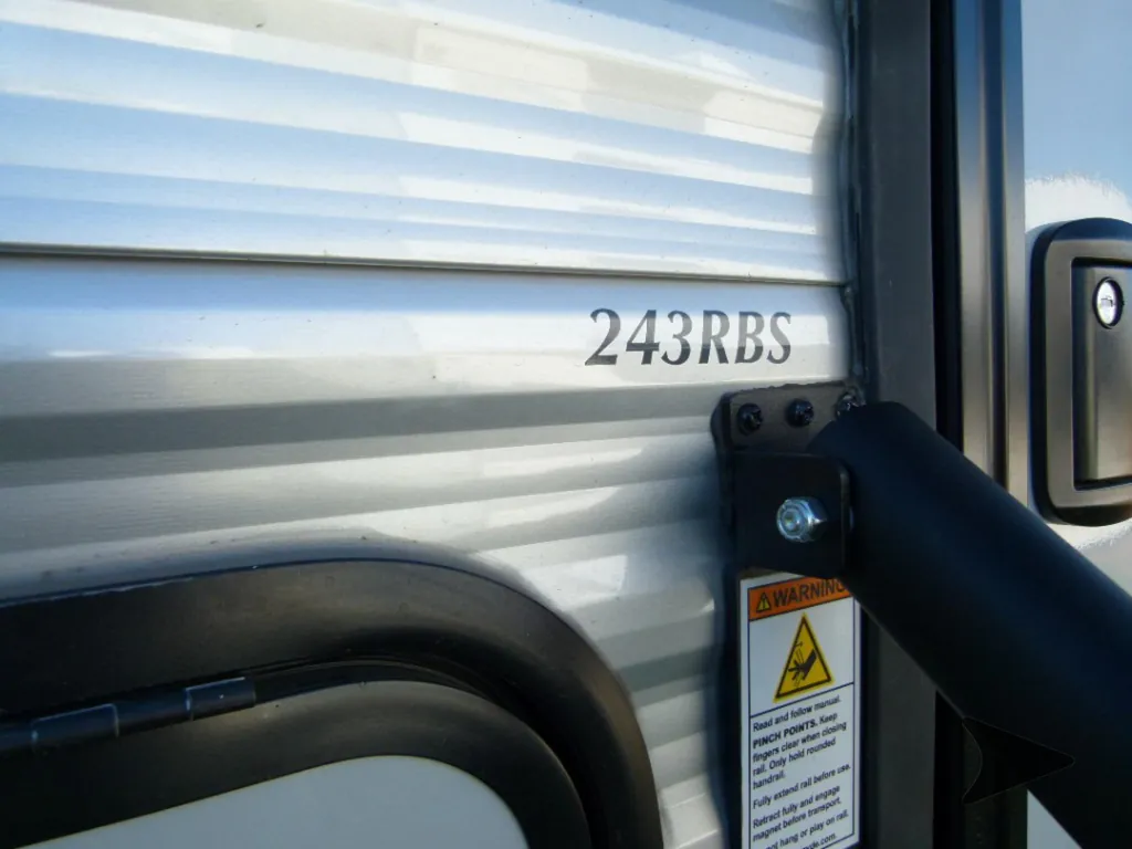 2023 Coachmen Catalina Legacy Edition 243RBS, Photos photo 5