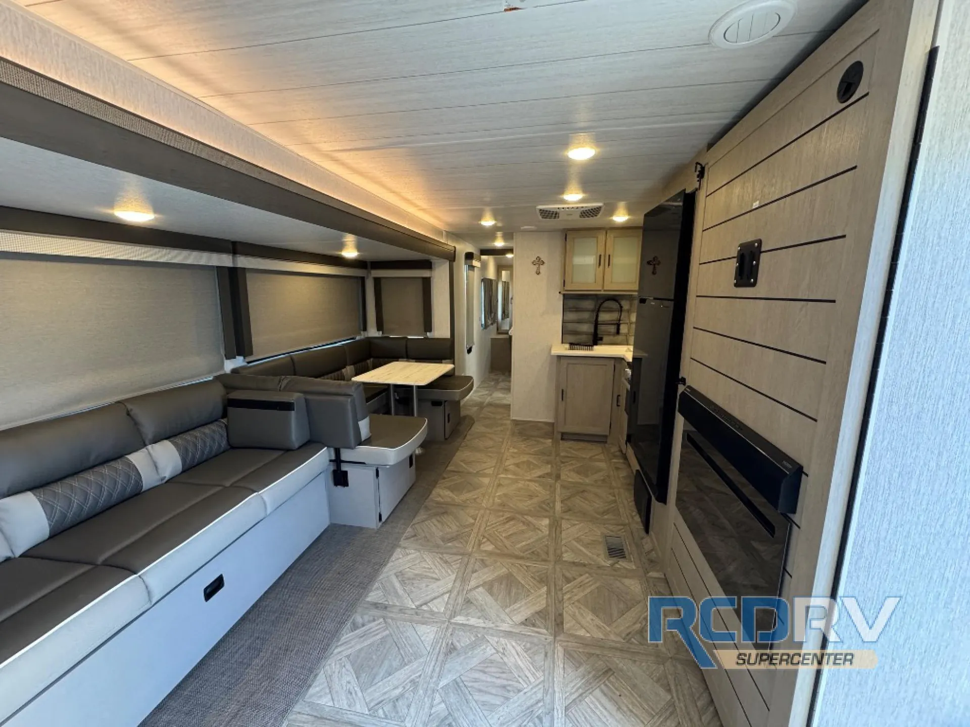2024 Forest River Salem 29BDB - Photo 3