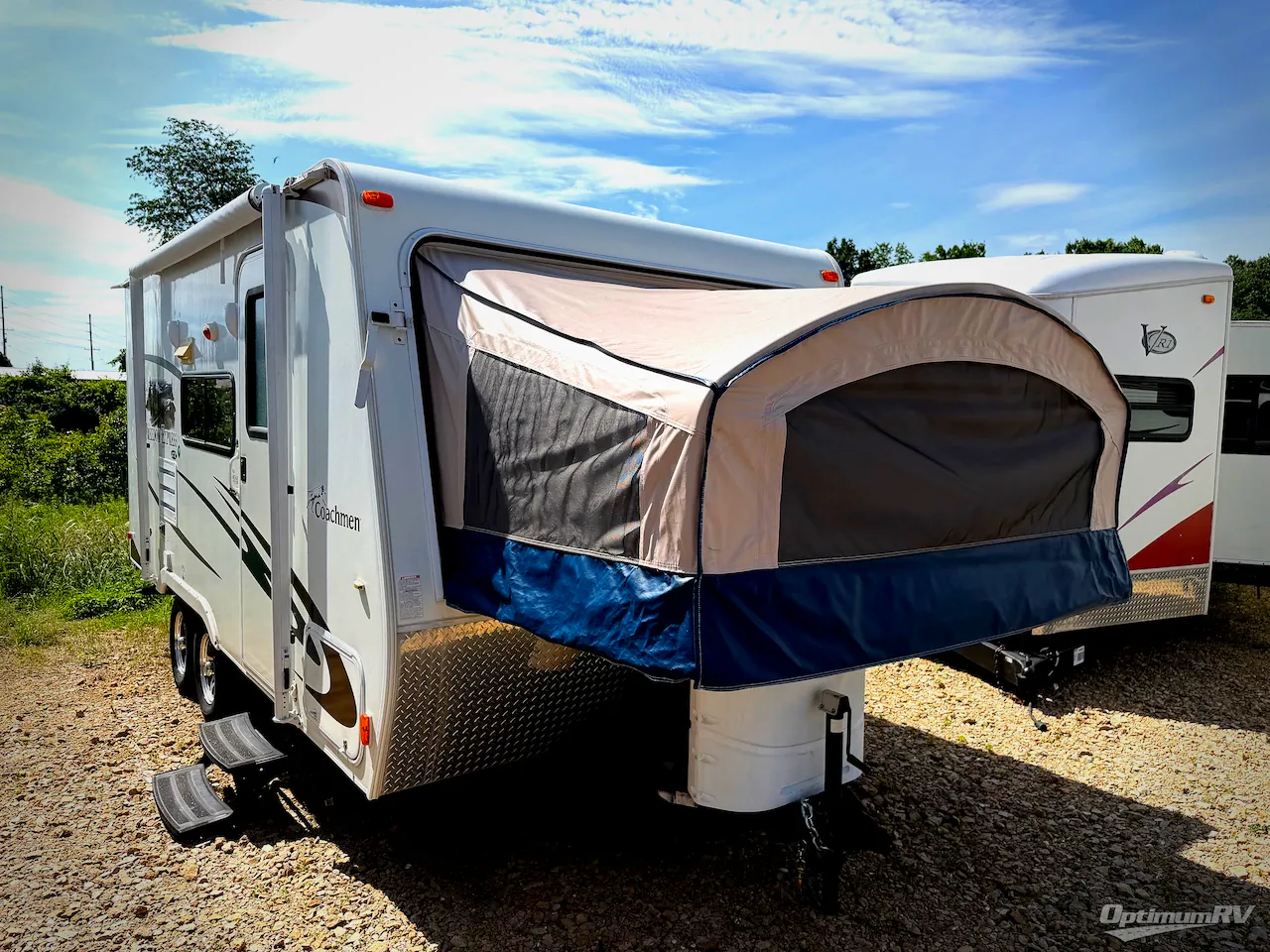 2012 Coachmen Freedom Express LTZ 19SQX - Photo 2
