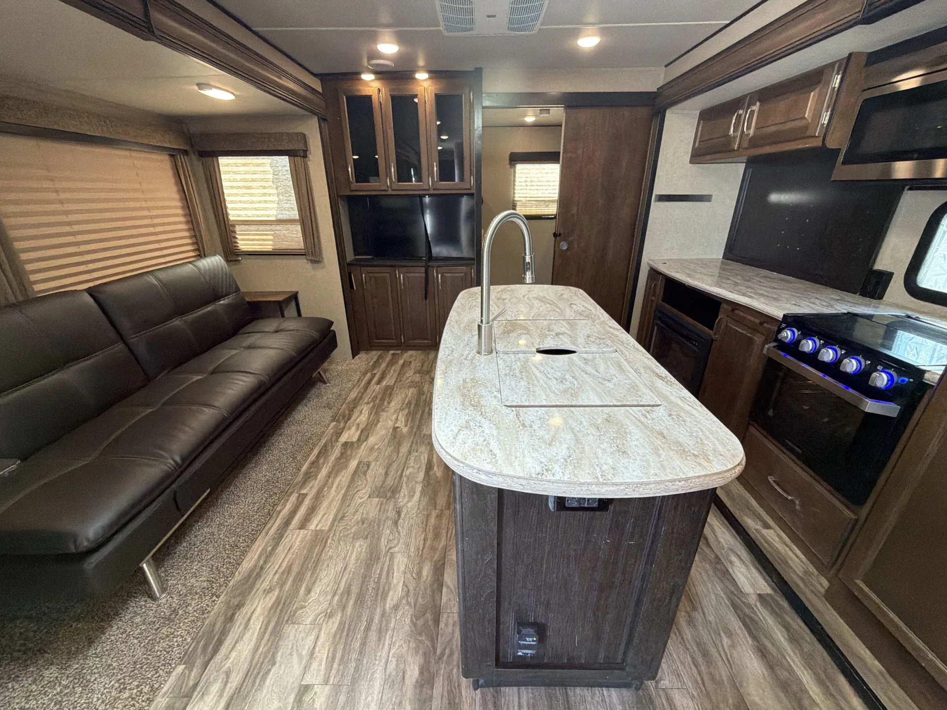 2019 Grand Design Reflection 312BHTS — living area main