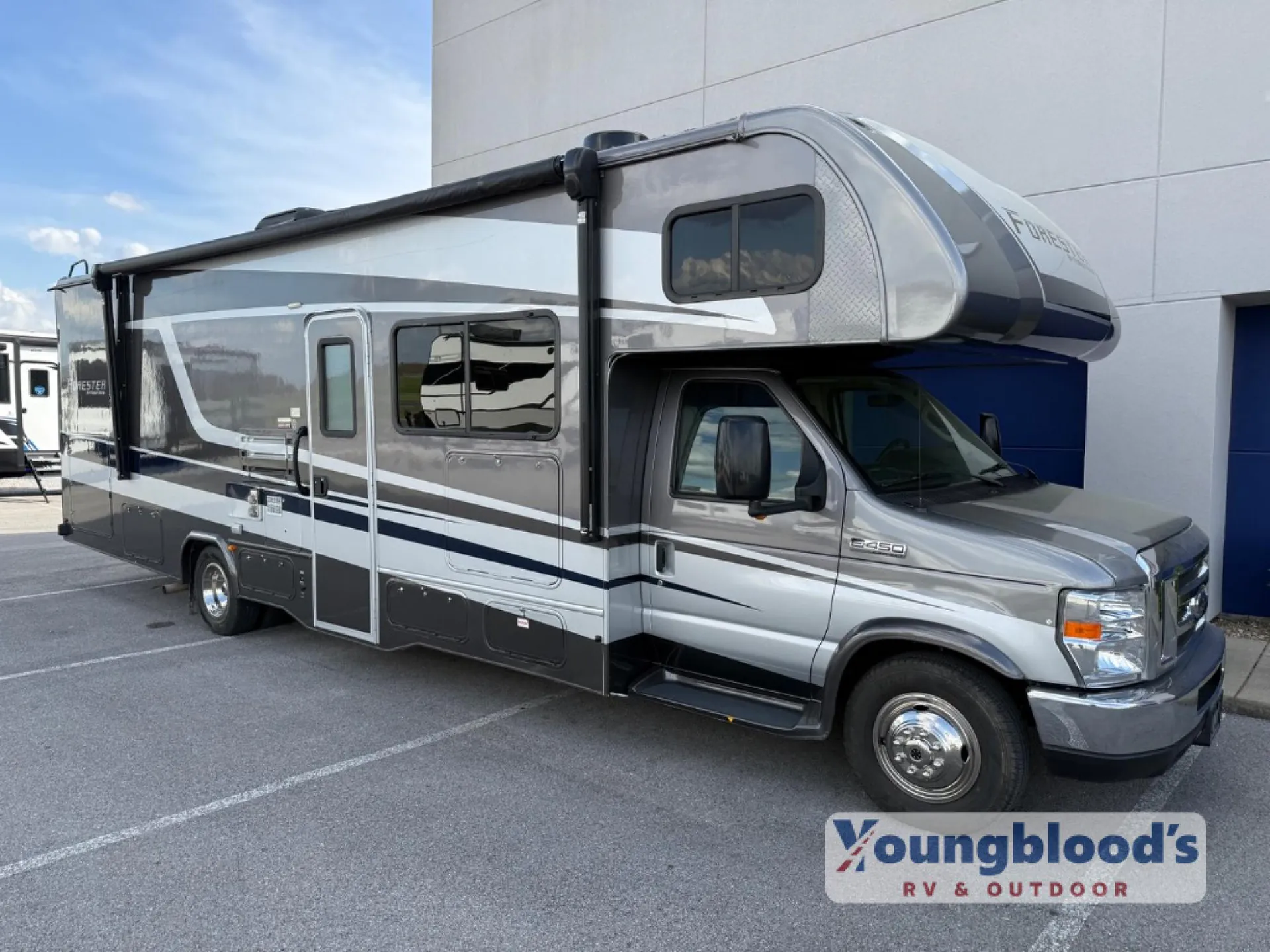 2019 Forest River Forester 3051S - Photo 2