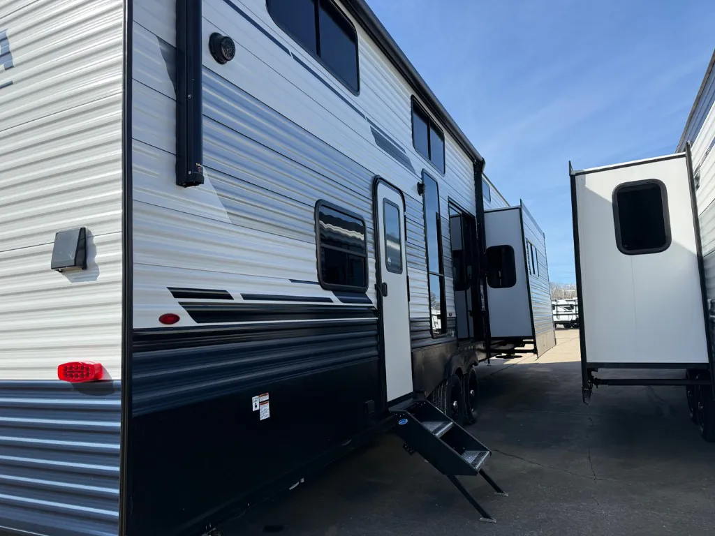 2026 Forest River Puma Vista 403LFT - Photo 3