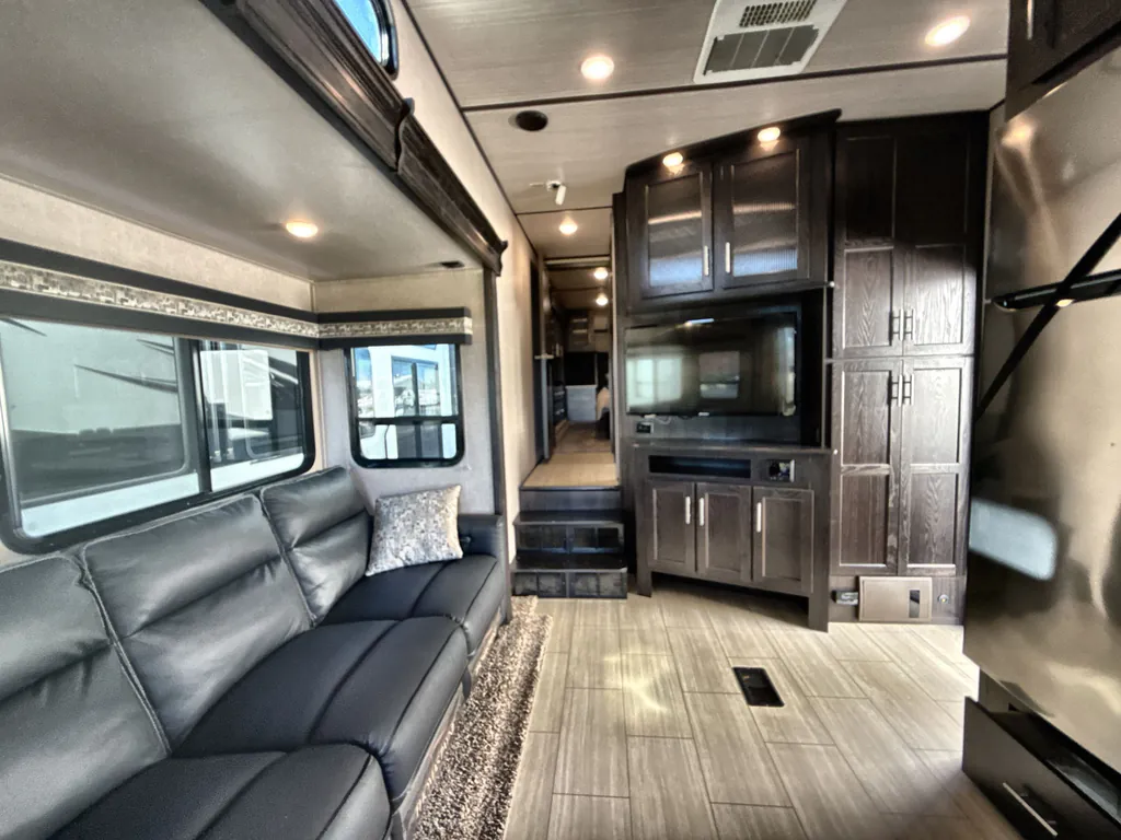 2019 Forest River XLR Nitro 29DK5, Photos photo 3