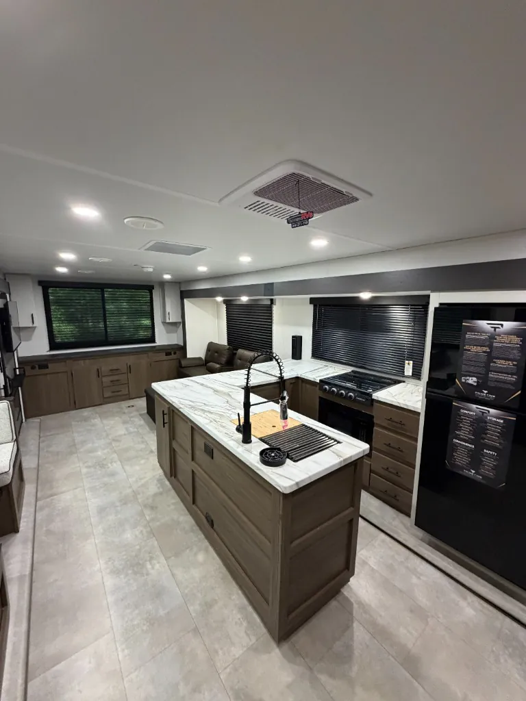 2027 Forest River Tracer 286RL, Photos photo 51