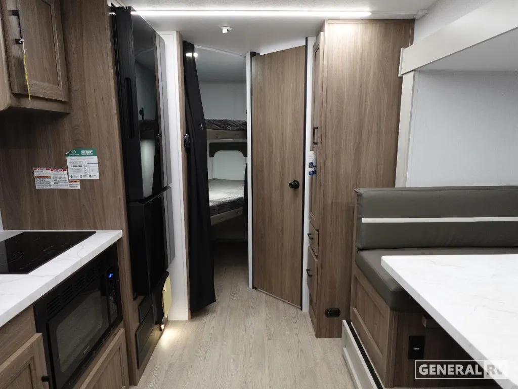 2026 Coachmen Freedom Express Select 21SE - Photo 3