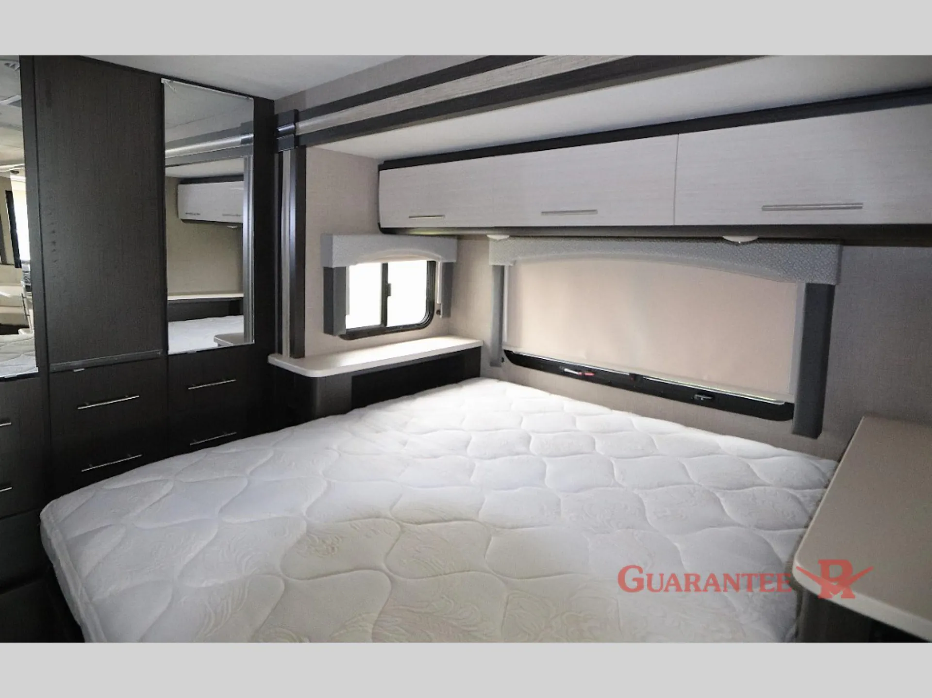 2019 Thor Motor Coach Vegas 25.6 - Photo 3