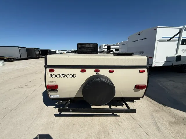 2017 ROCKWOOD PREMIER 2514G - Photo 2