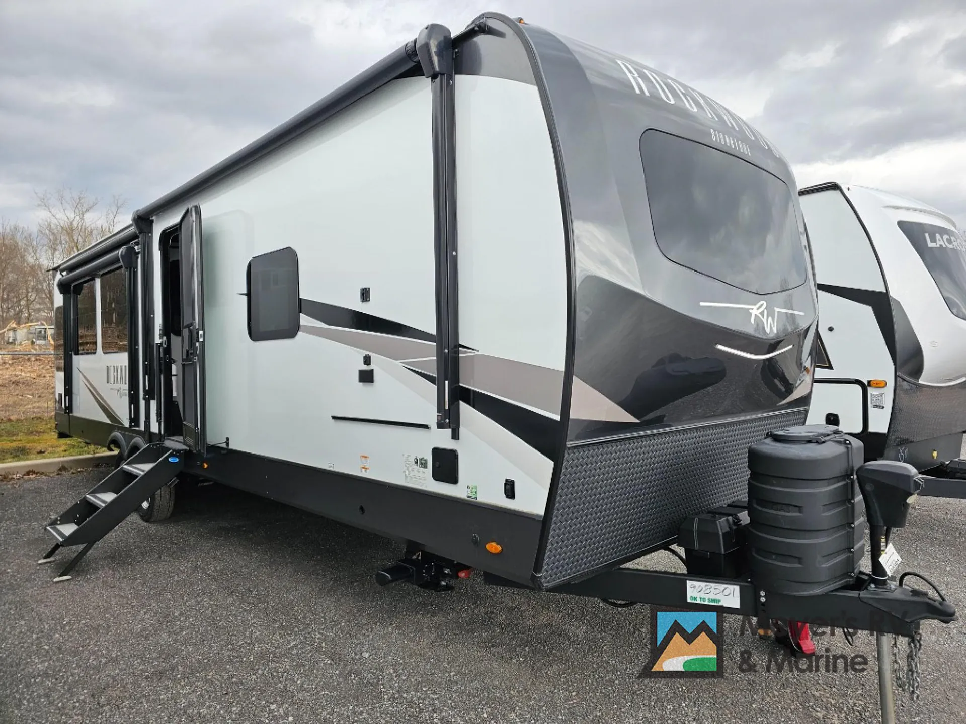 2025 Forest River Rockwood Signature 8337RL - Photo 2