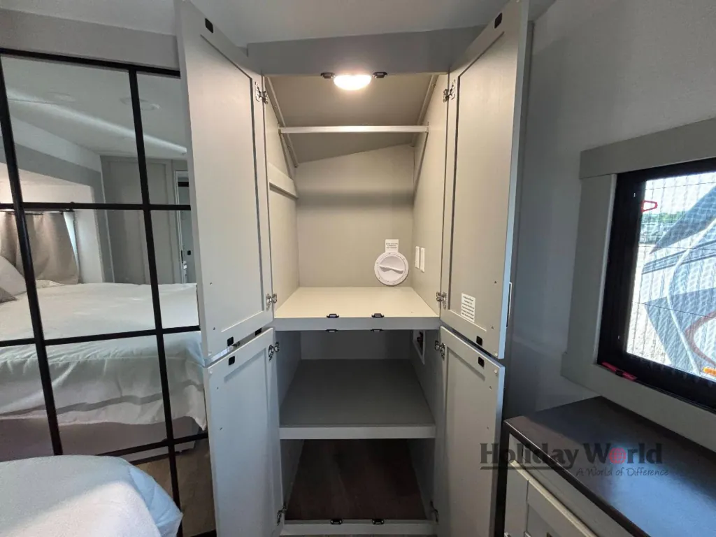 2025 Brinkley Model Z 3400, Photos photo 27