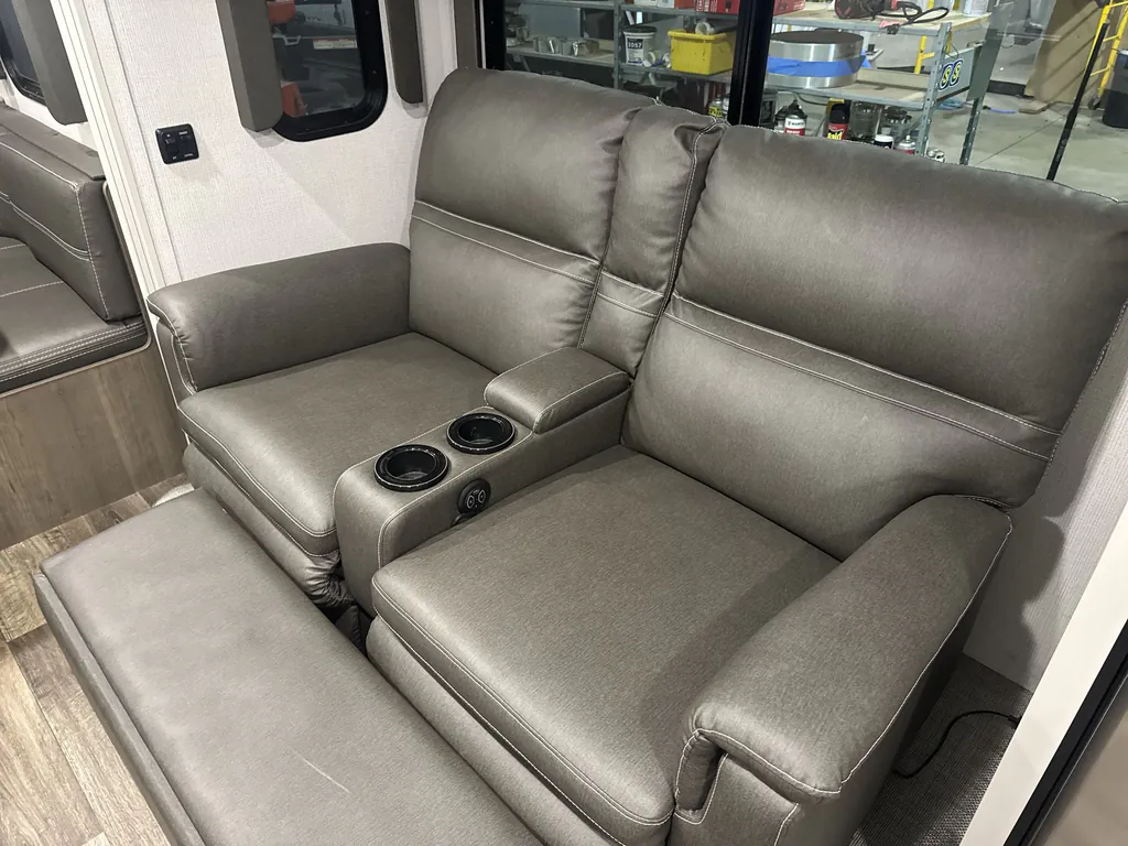 2022 Keystone Cougar Half-Ton 30BHS, Photos photo 14