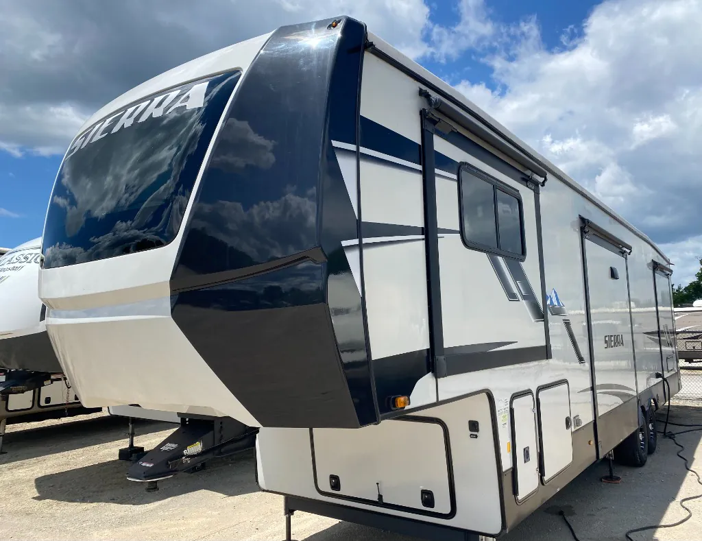 2022 Forest River Sierra Luxury 379FLOK - Photo 3