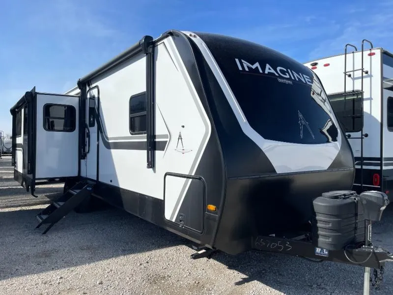 2026 Grand Design Imagine 2970RL - Photo 2