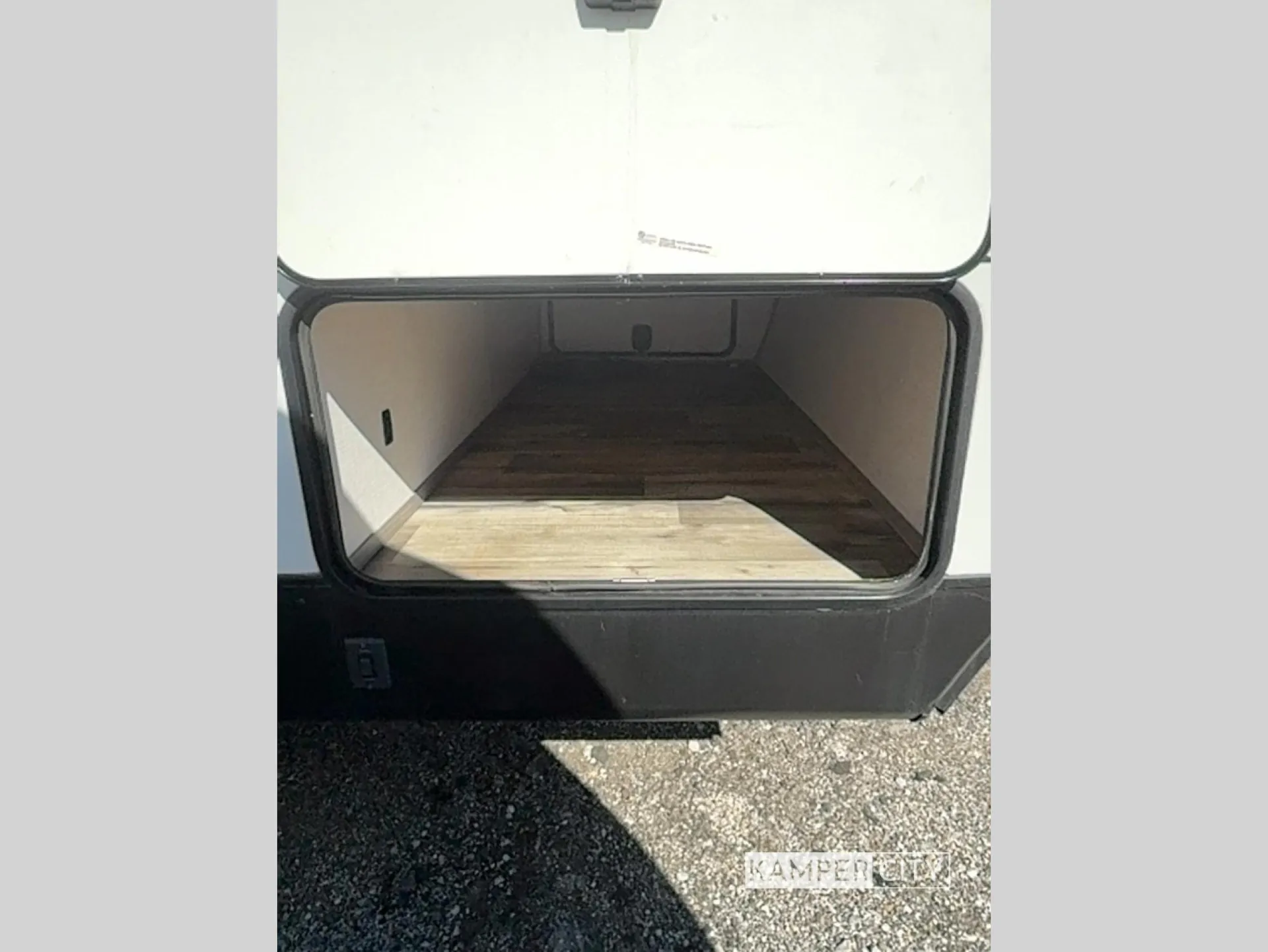 2022 Dutchmen Coleman Light 2515RL - Photo 3