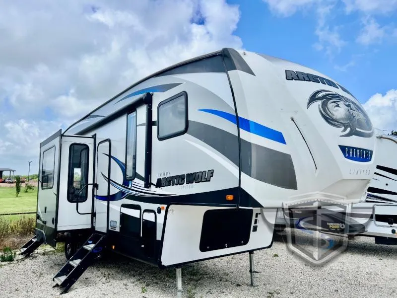 2018 Forest River RV Cherokee Arctic Wolf 305ML6 - Main photo