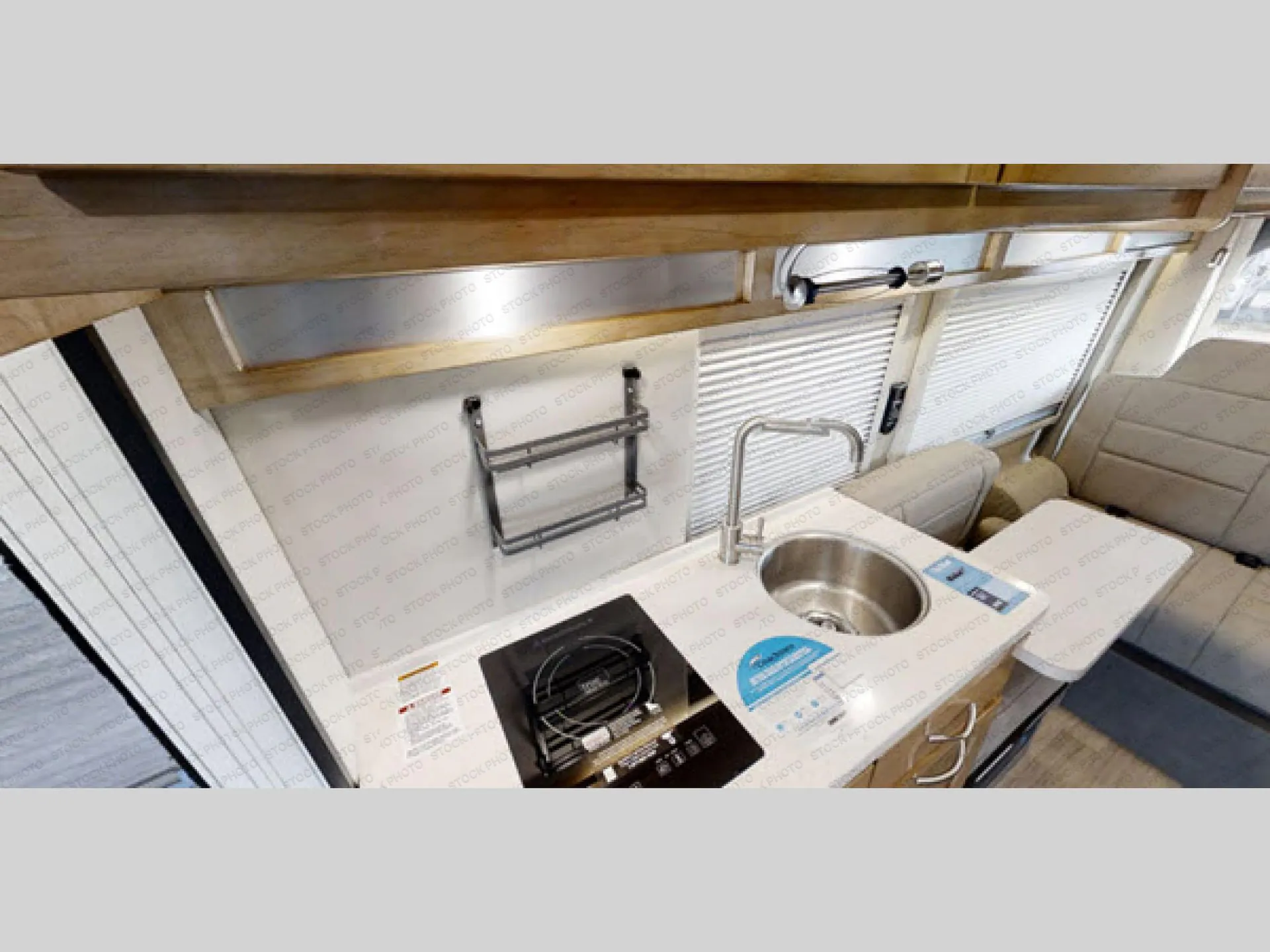 2021 Coachmen Beyond 22C - Photo 4