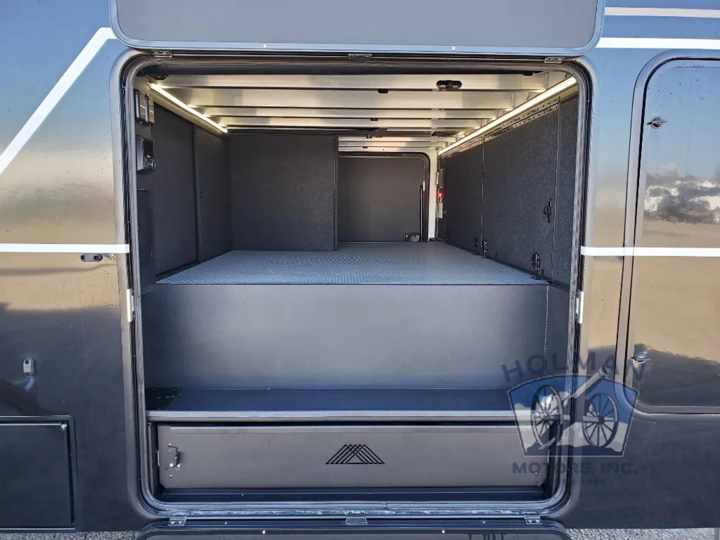 2026 Brinkley Model G 4100, Photos photo 11