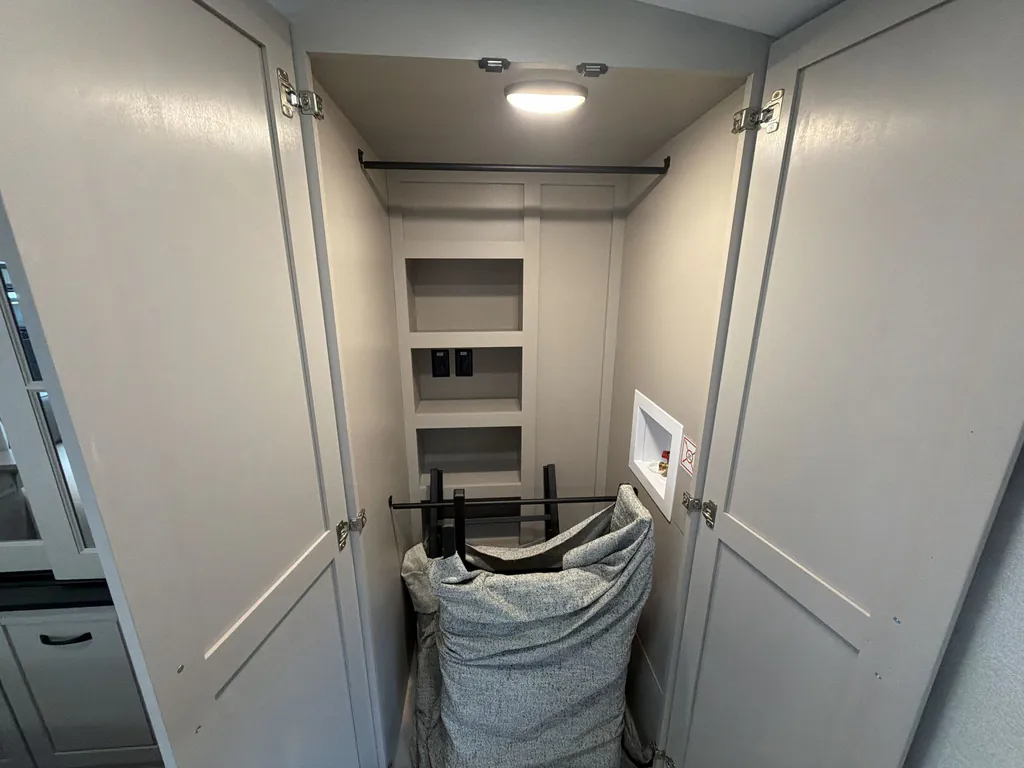 2026 Jayco North Point 395DSDB, Photos photo 22