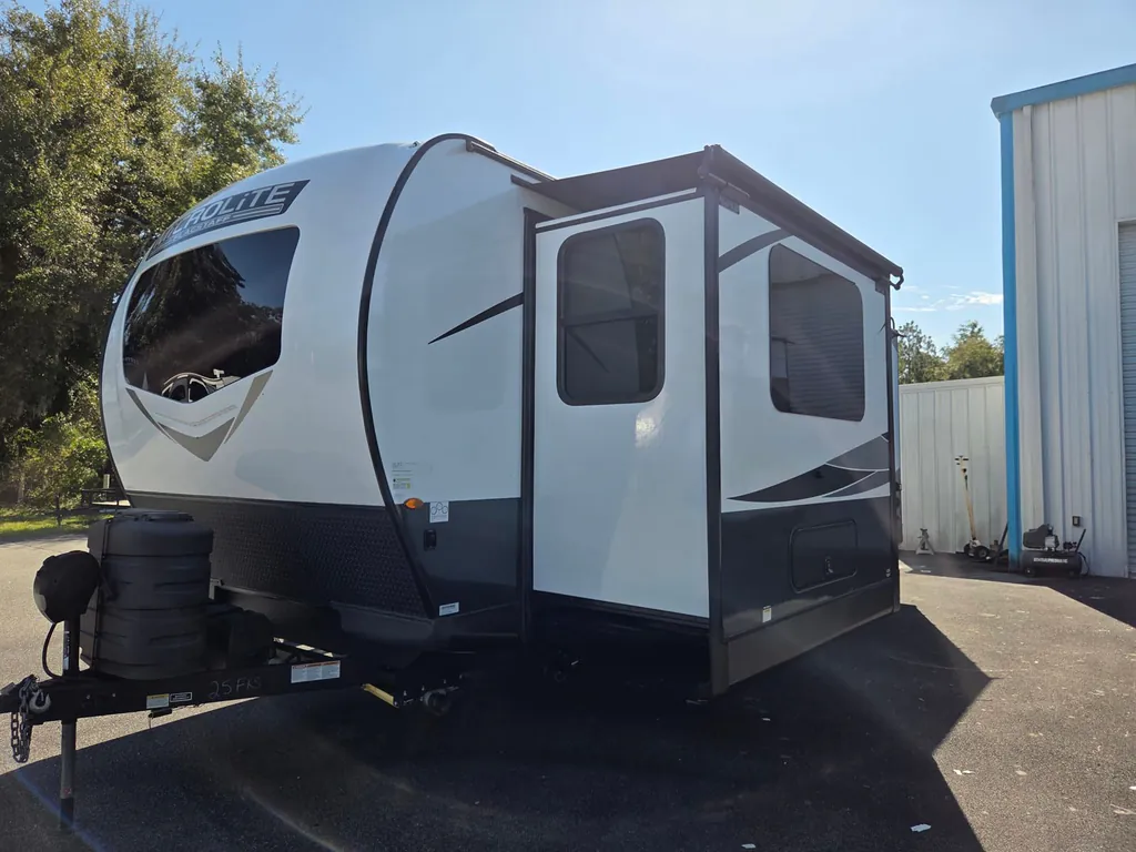 2024 Forest River Flagstaff Micro Lite 25FKS, Photos photo 3
