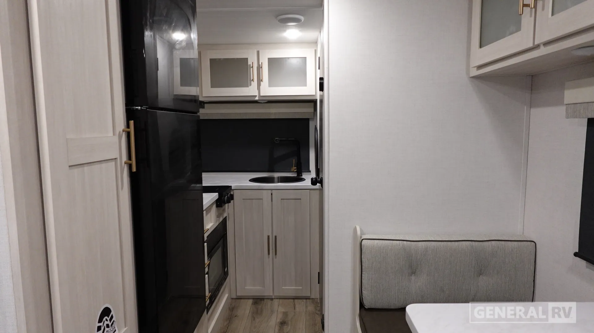 2026 Forest River R-Pod RPT194 - Photo 3