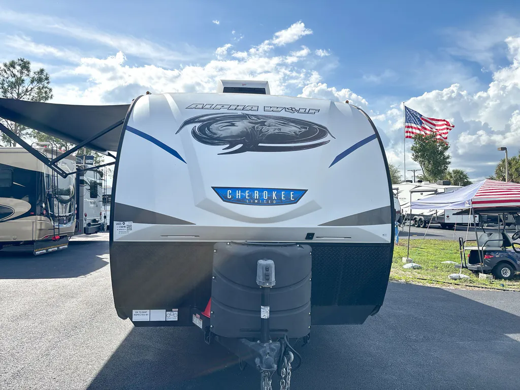 2024 Forest River Cherokee Alpha Wolf 2500RL-L, Photos photo 4