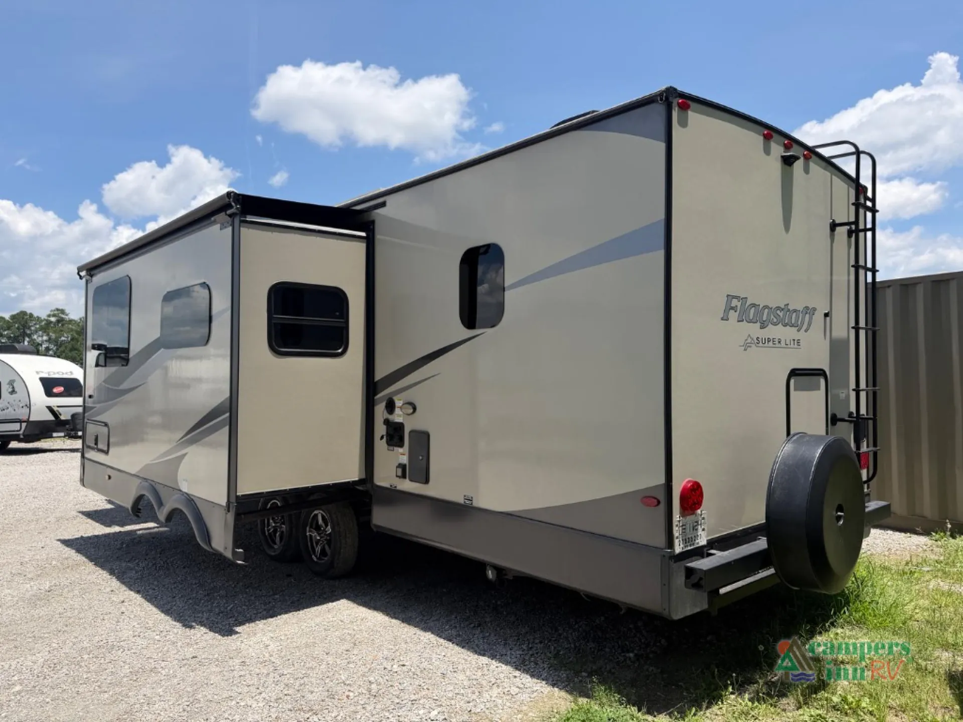 2023 Forest River Flagstaff Super Lite 27BHWS — Photo 5