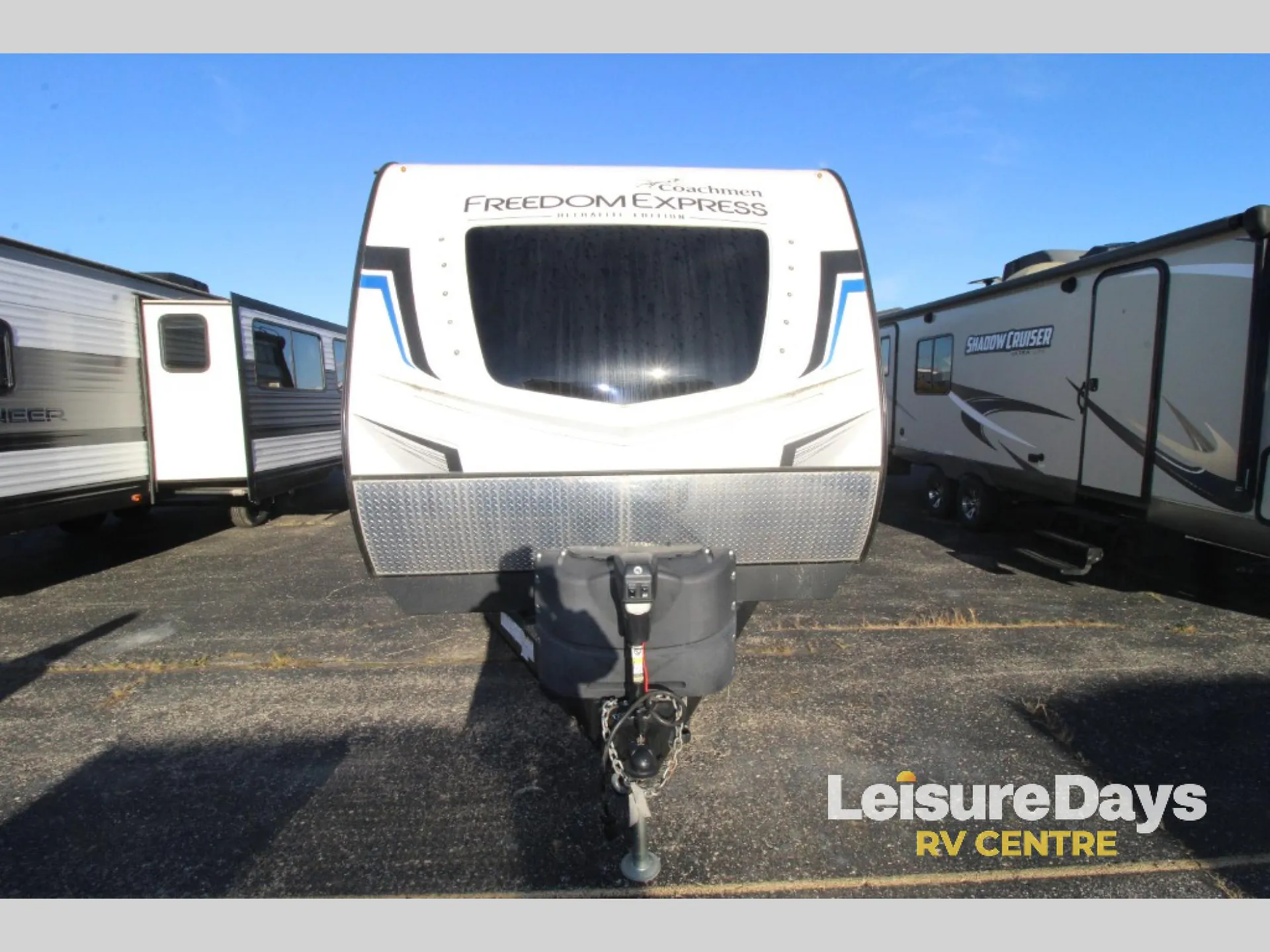 2023 Coachmen Freedom Express Ultra Lite 294BHDS - Photo 3