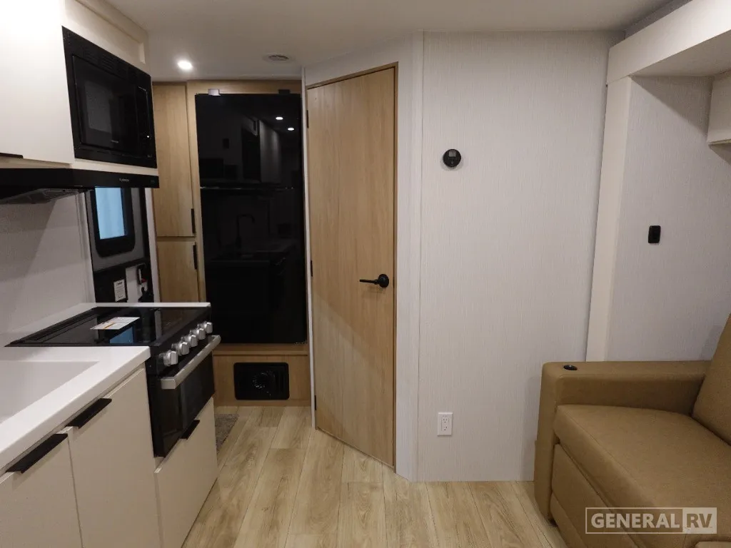 2026 Winnebago Thrive 18FBS - Photo 3