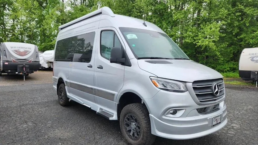 2025 Grech RV Turismo-ion TWIN BED - Photo 4