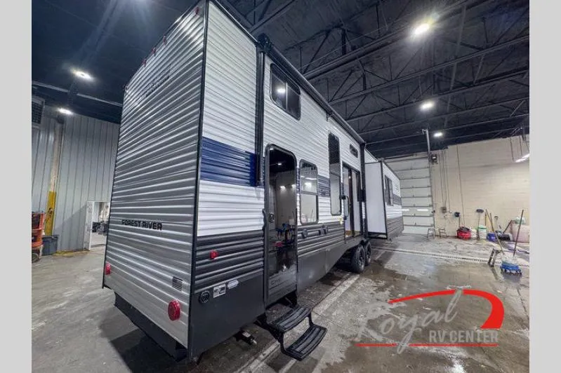 2026 Forest River Cherokee Timberwolf 39DK - Photo 4