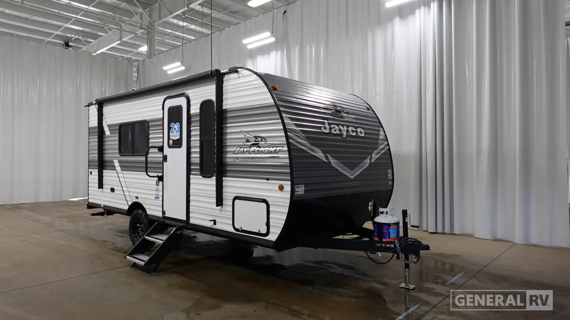 2027 Jayco Jay Flight SLX 175FQ - Photo 2