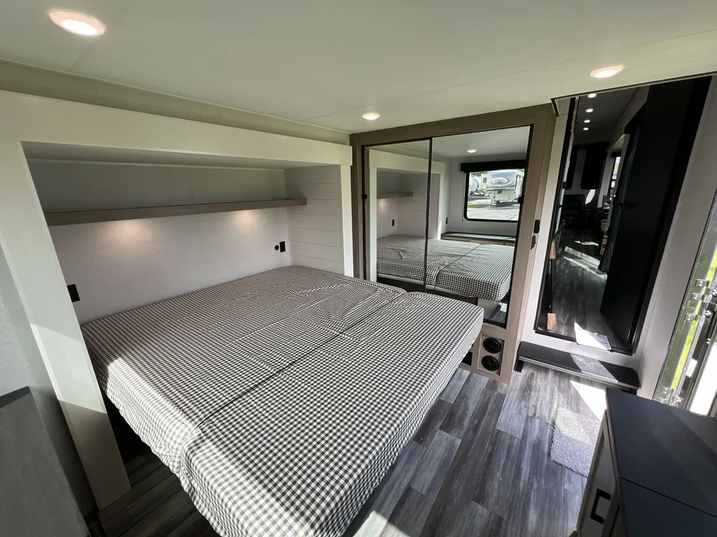 2026 Jayco Jay Flight Bungalow 401LOFT DS, Photos photo 35