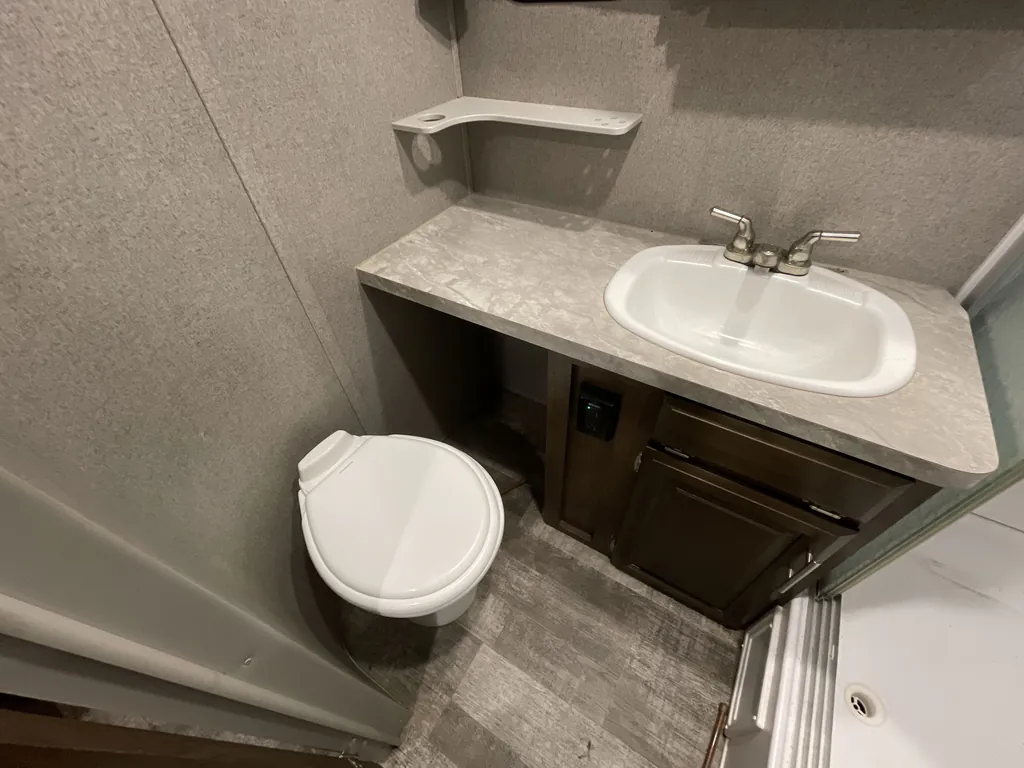 2021 Forest River Rockwood Ultra Lite 2614BS, Photos photo 17