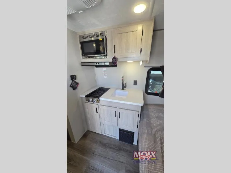 2026 Coachmen Catalina Summit Series 7 134BHX - Photo 4