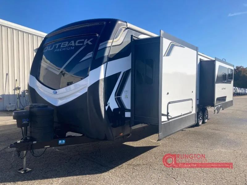 2025 Keystone Outback 328RL - Photo 3