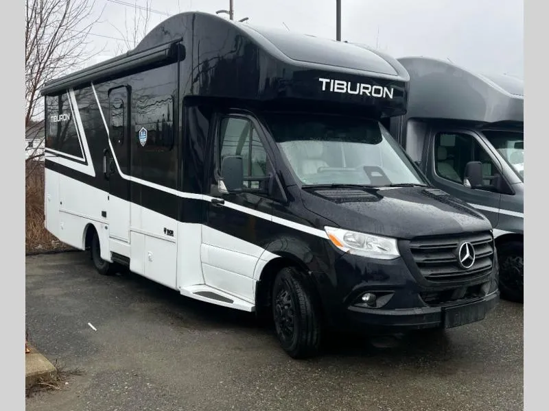 2026 Thor Motor Coach Tiburon 24RW - Photo 2