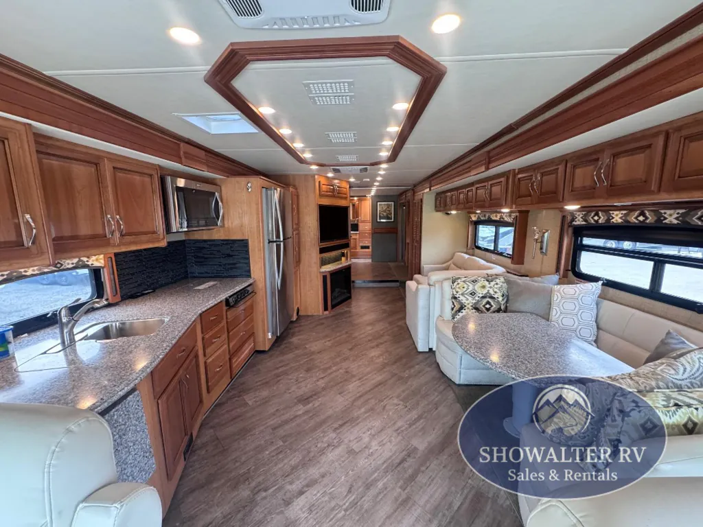 2016 Fleetwood Pace Arrow LXE 38K, Photos photo 17