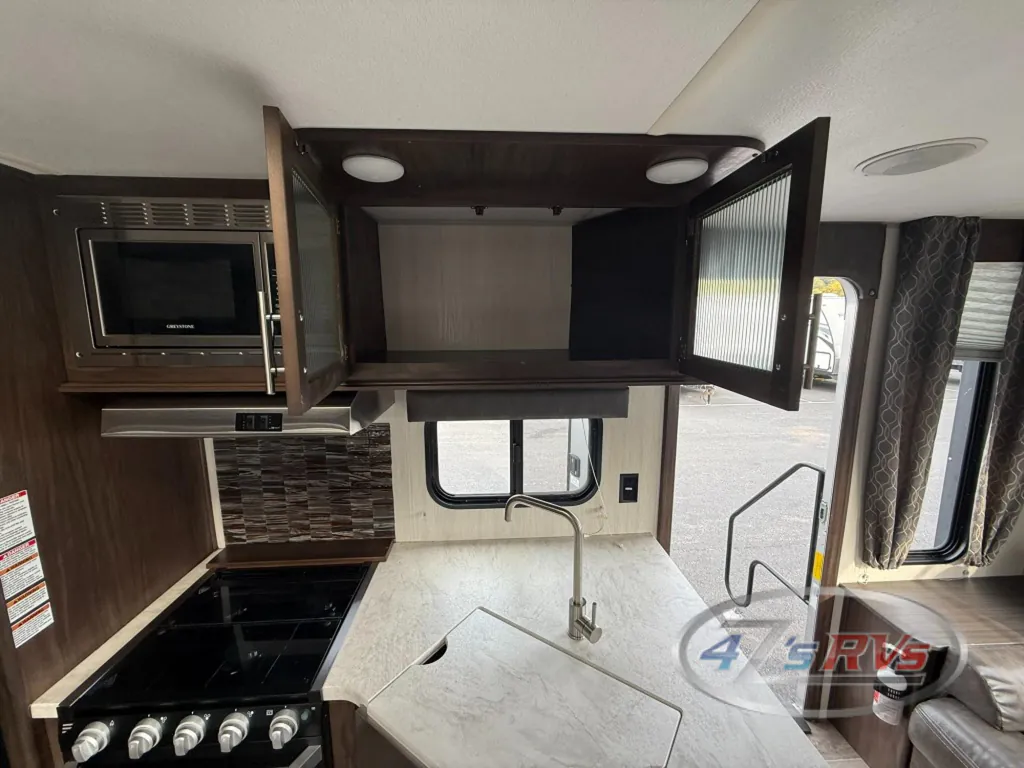 2019 Forest River Cherokee Grey Wolf 23MK, Photos photo 17