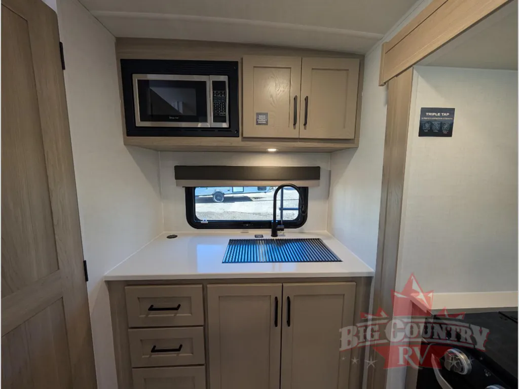2026 Forest River Flagstaff Micro Lite 25FBD, Photos photo 11