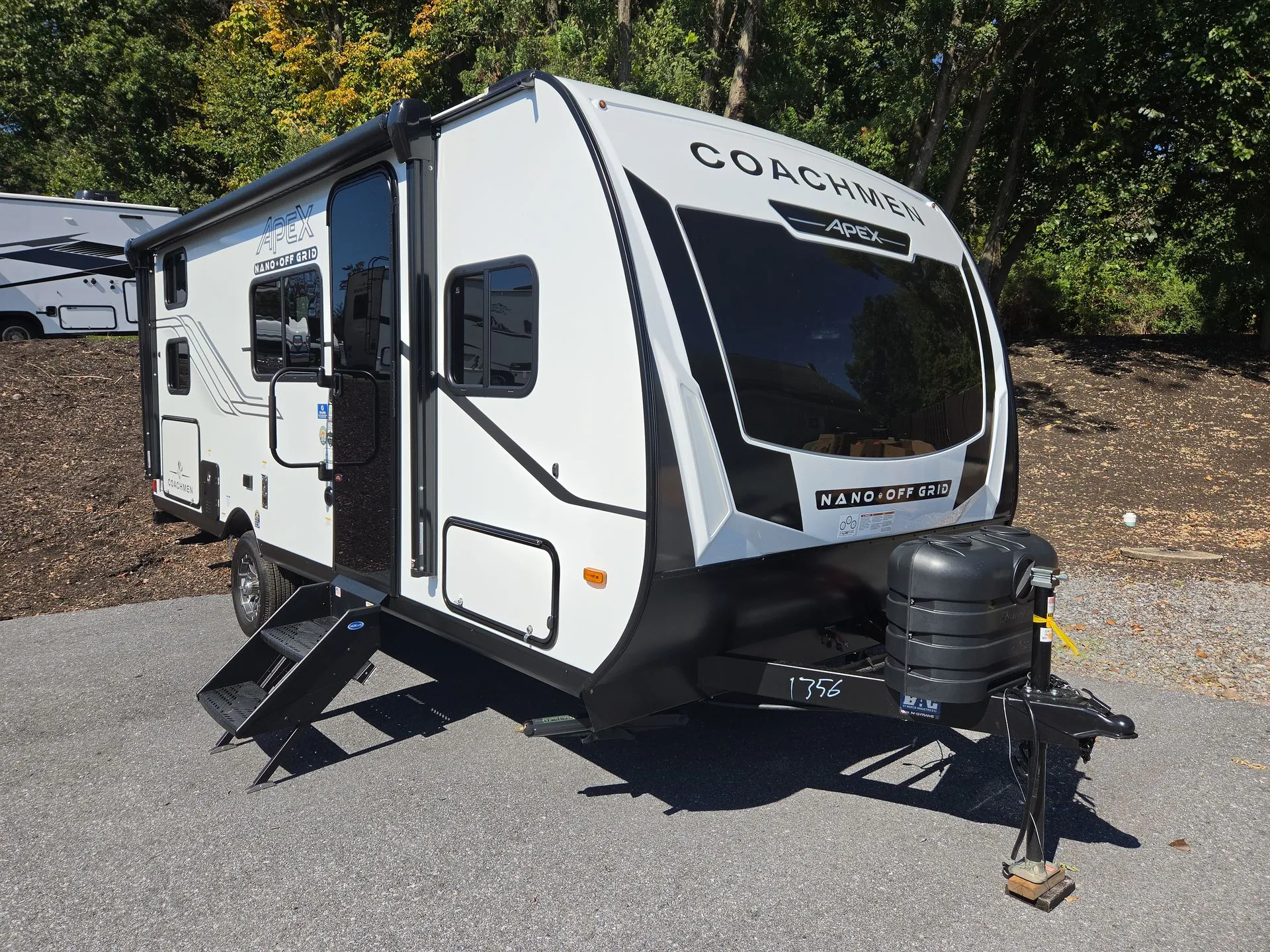 2027 Coachmen Apex 194BHS - Photo 2