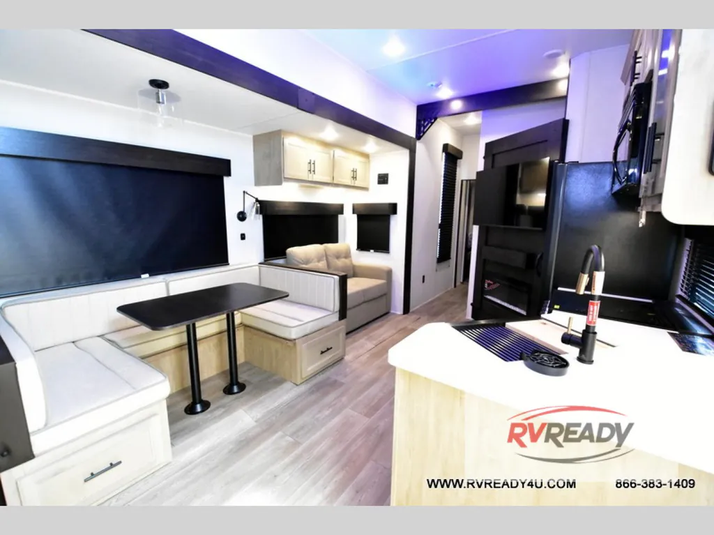 2027 Forest River Cherokee Timberwolf 39DC, Photos photo 10