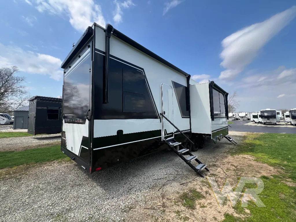 2026 Brinkley Model G 3950, Photos photo 9