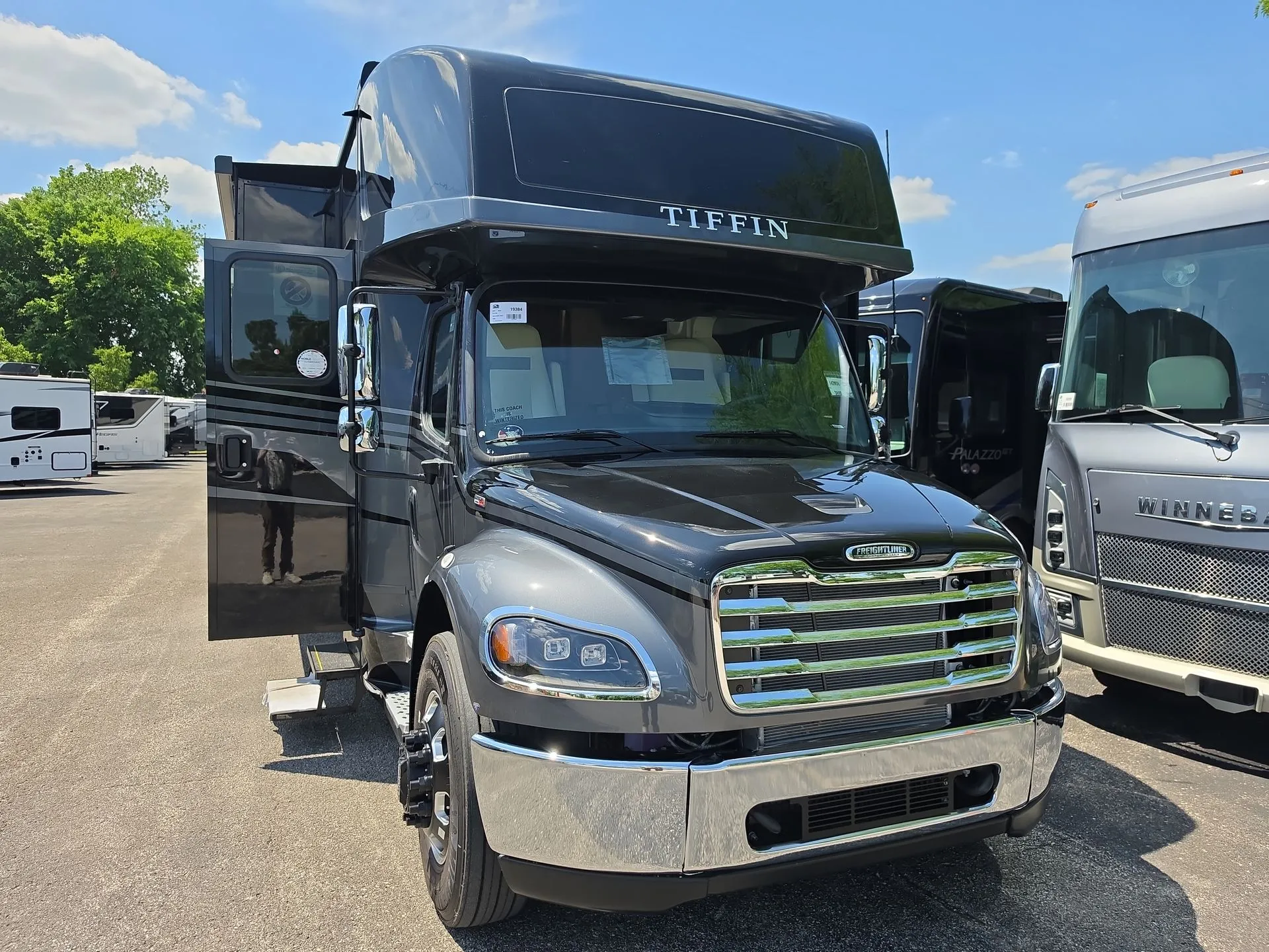 2027 Tiffin Allegro Bay 38 AB - Photo 2
