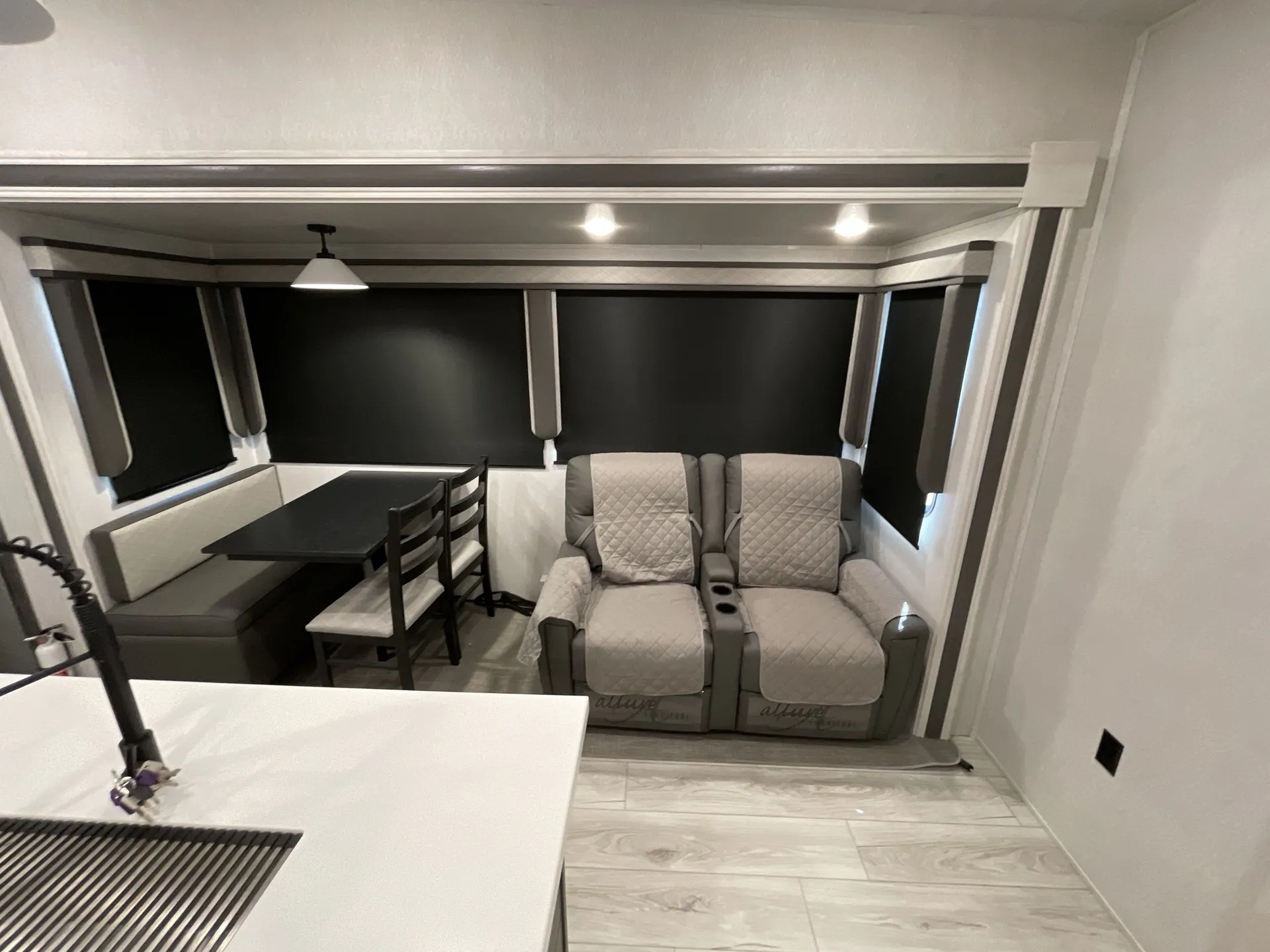 2023 East to West Ahara 378BH-OK — living area main