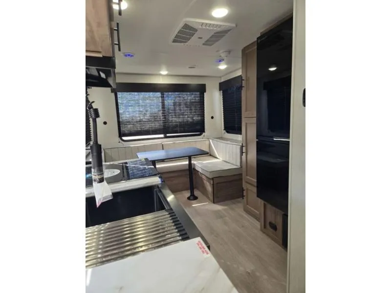 2025 Forest River Cherokee Grey Wolf 20RDSE - Photo 4