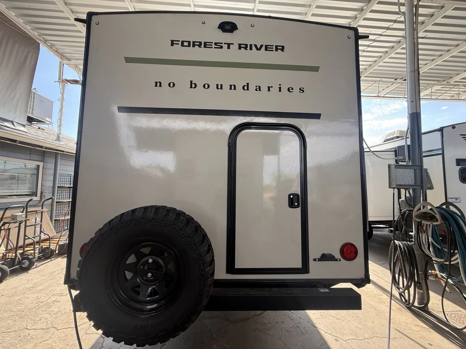 2027 Forest River RV No Boundaries 19.3 - Photo 3