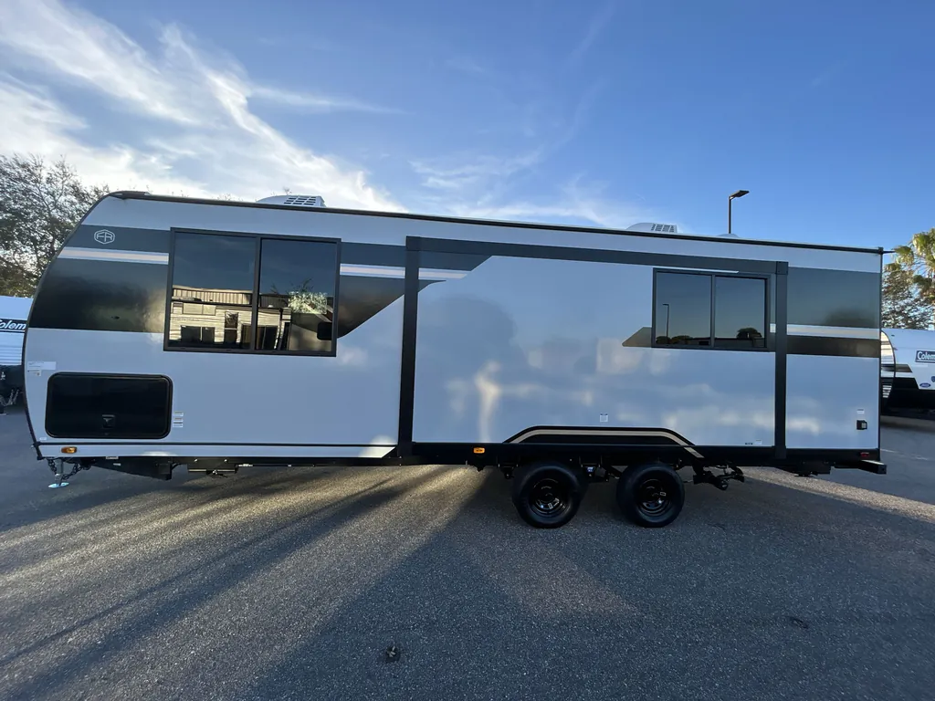2026 Forest River Vibe Extreme Lite 2500CK, Photos photo 5