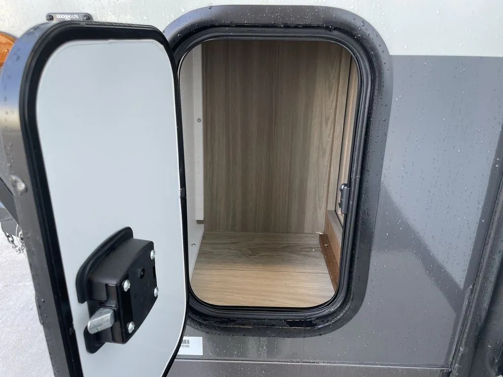 2027 Forest River Rockwood Mini Lite 2523MBR — Photo 7