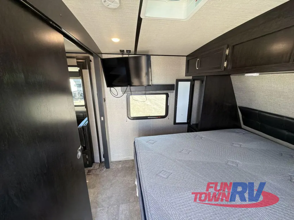 2019 Grand Design Imagine 2800BH, Photos photo 18
