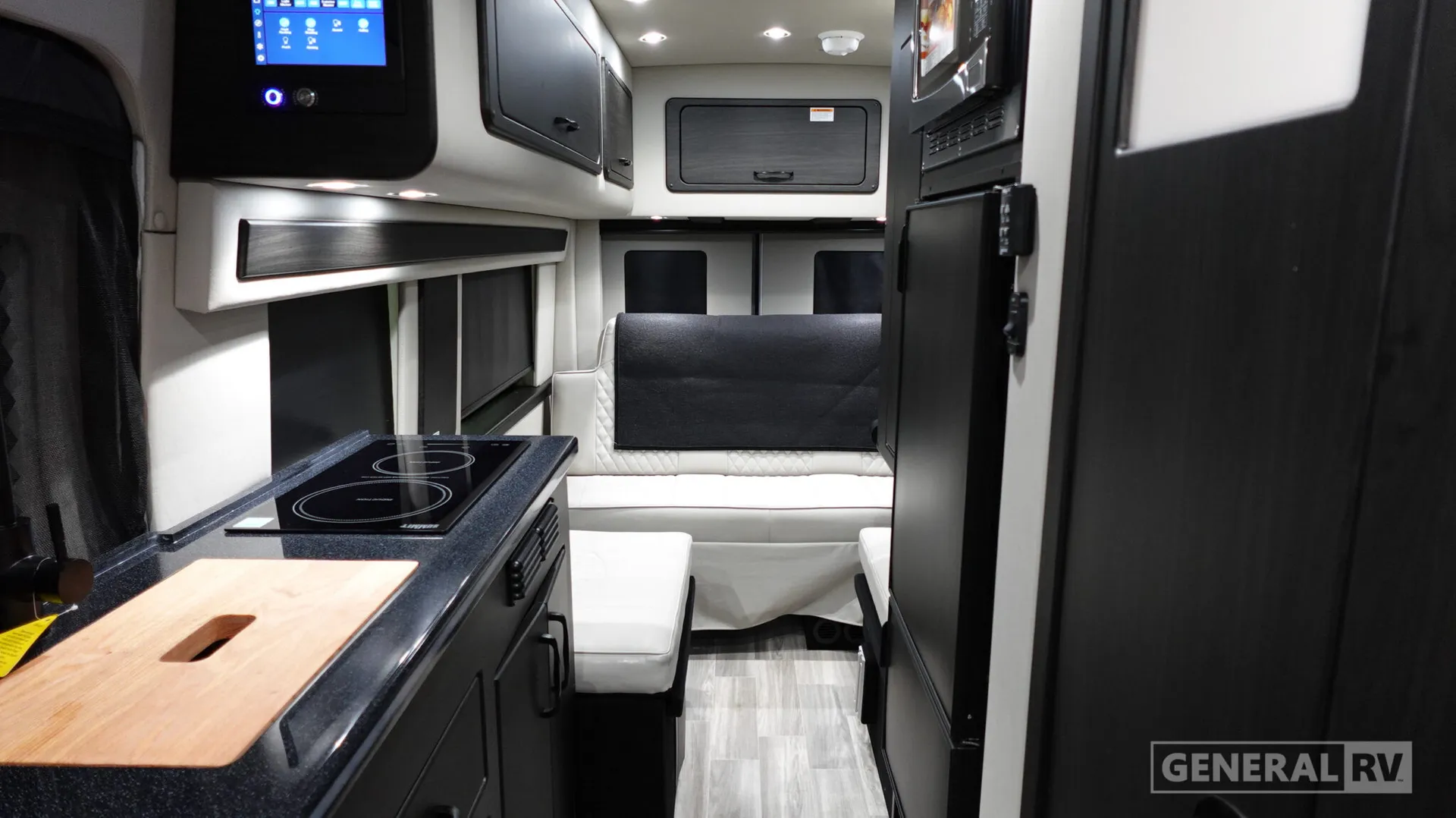 2026 Midwest Automotive Designs Ford Patriot MD2F - Photo 3